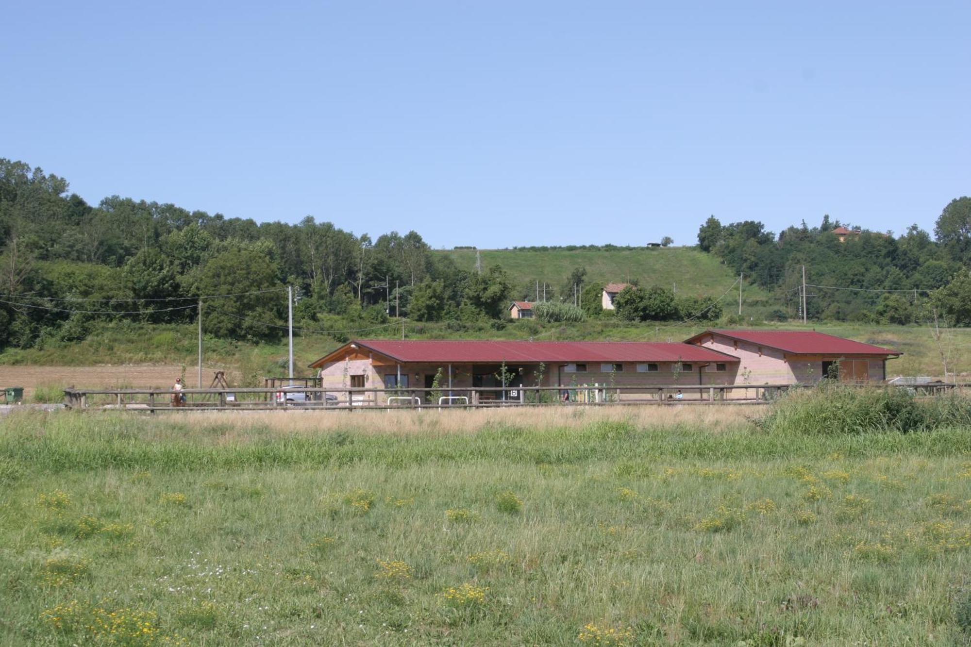 Agriturismo Isorella Cherasco Exterior photo