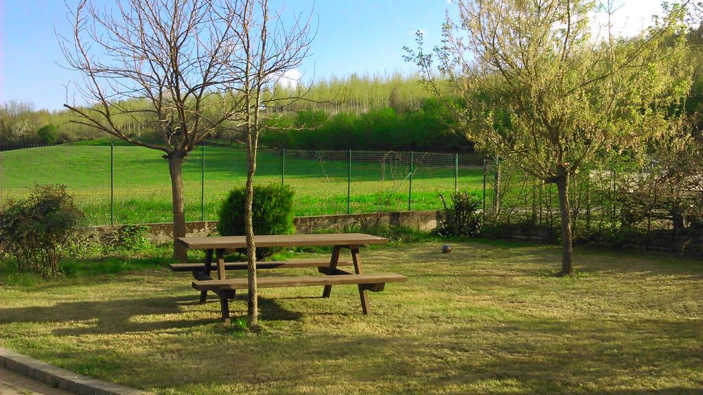 Agriturismo Isorella Cherasco Exterior photo